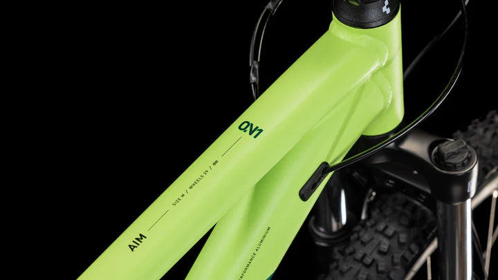 Bicicleta de montaña CUBE Aim ONE Lemonsqueeze & black 2025